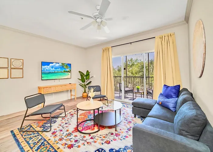 Near Disney - 2Br Condo Unit - Pool And Hot Tub