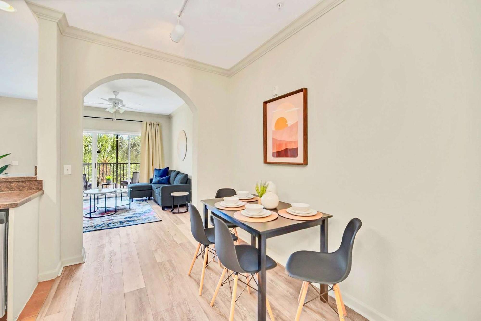 Near - 2br Unit - Pool And Hot Tub Orlando